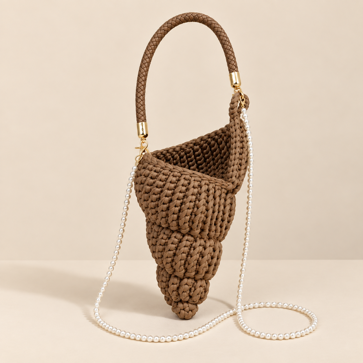 Handmade crochet conch shell bag — alternate view 5
